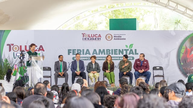 La presidenta del DIF Toluca, destacó que el municipio da un paso histórico con la firma del Pacto Verde.