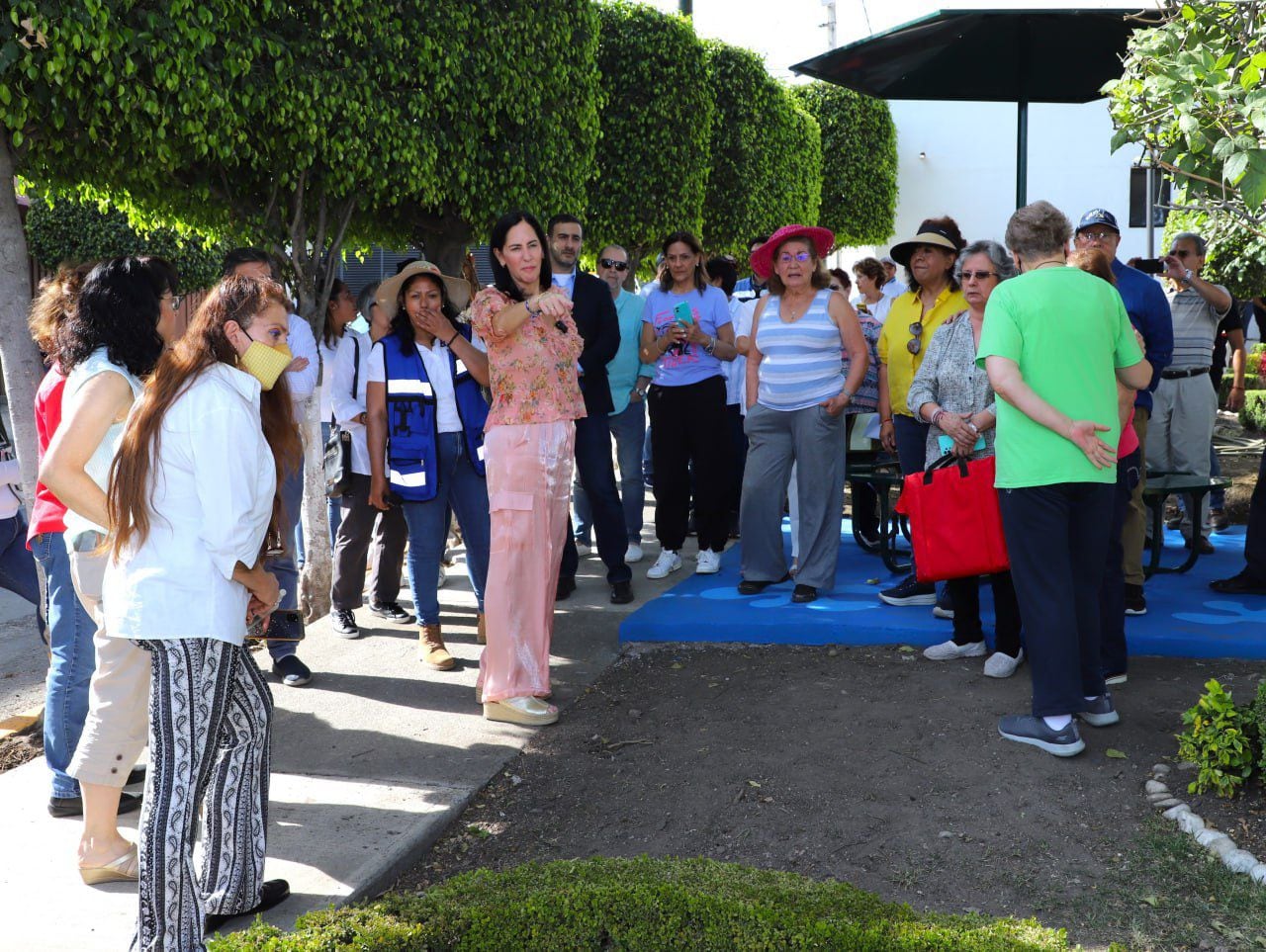 Lía Limón encabeza mantenimiento a áreas verdes en Álvaro Obregón