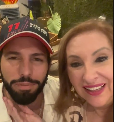 Poncho de Nigris y su mamá, Leticia Guajardo