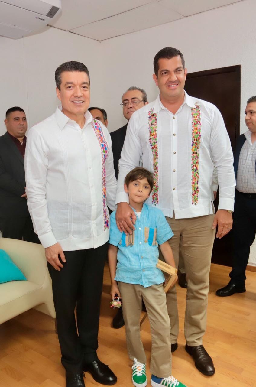 El subsecretario de Gobierno de la Secretaría de Gobernación, Ricardo Peralta Saucedo, acudió como representante del presidente al informe de Rutilio Escandón.