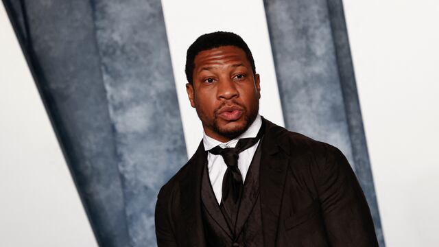 Abogados de Jonathan Majors aseguran tener pruebas de su inocencia tras su arresto