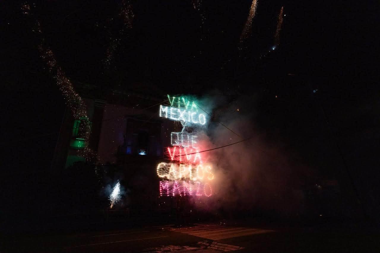 “¡Viva la memoria de Carlos Manzo!“: Grecia Quiroz durante el Grito en Uruapan en 2025