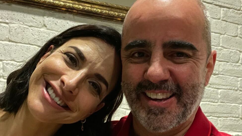José Ramón San Cristóbal dedicó a Verónica Toussaint la canción “Across the Universe” y casi se pone a llorar en La Corneta