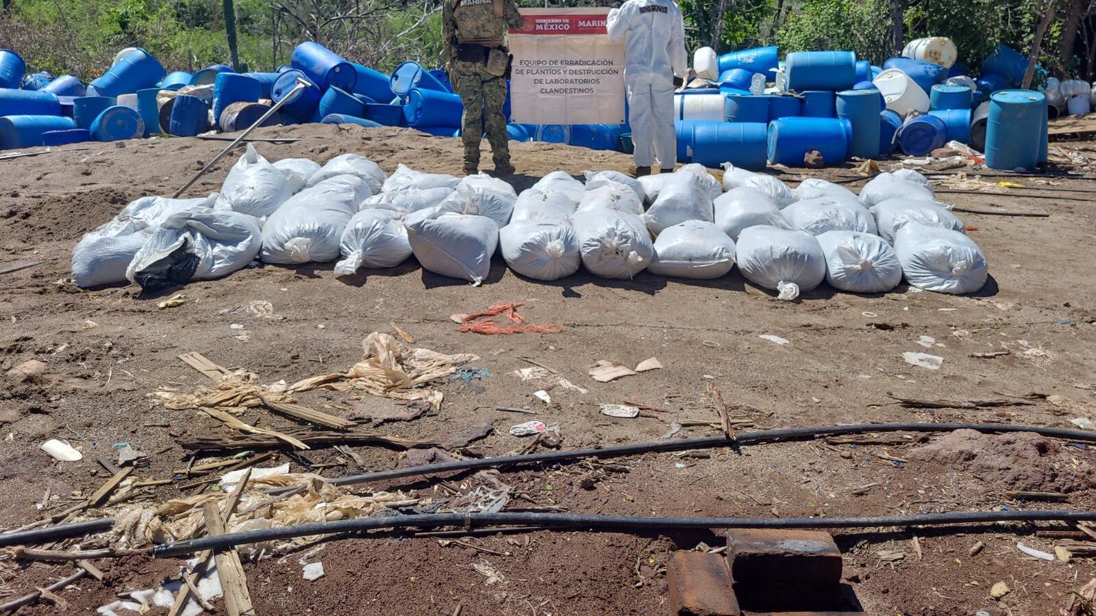 Harfuch reporta decomiso de 16 toneladas de metanfetamina en Sinaloa, el mayor de Sheinbaum