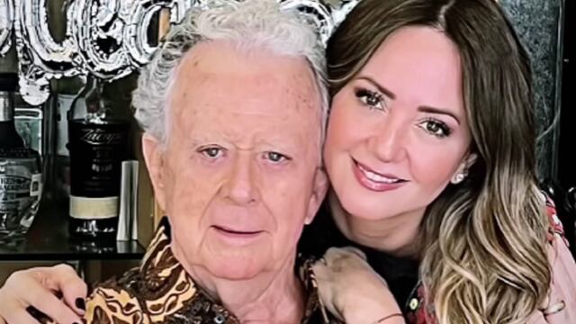 Andrea Legarreta y su papá