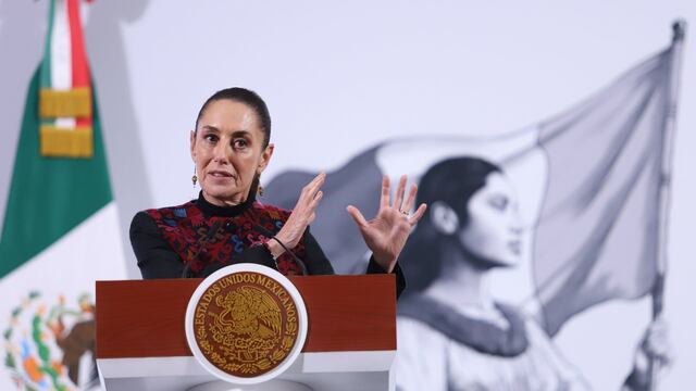 Claudia Sheinbaum, presidenta de México, responde las preguntas de la prensa durante la conferencia matutina de este miércoles