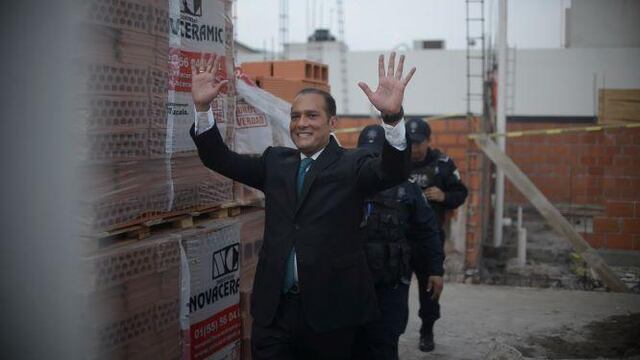 El ex fiscal de Veracruz Luis Ángel obtuvo el cambio de medida cautelar de prisión preventiva a arraigo domiciliario.