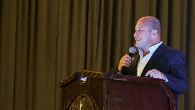 Enrique Alfaro, gobernador de Jalisco, pidió licencia del cargo