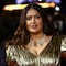 Salma Hayek deslumbra con “vestido de oro” en la alfombra roja de ‘House of Gucci’