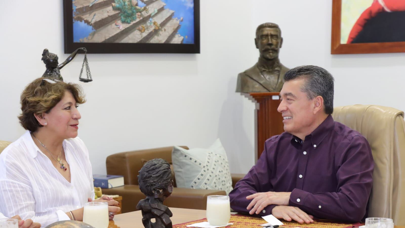 Rutilio Escandón felicita a Delfina Gómez por toma de protesta como Gobernadora del Estado de México