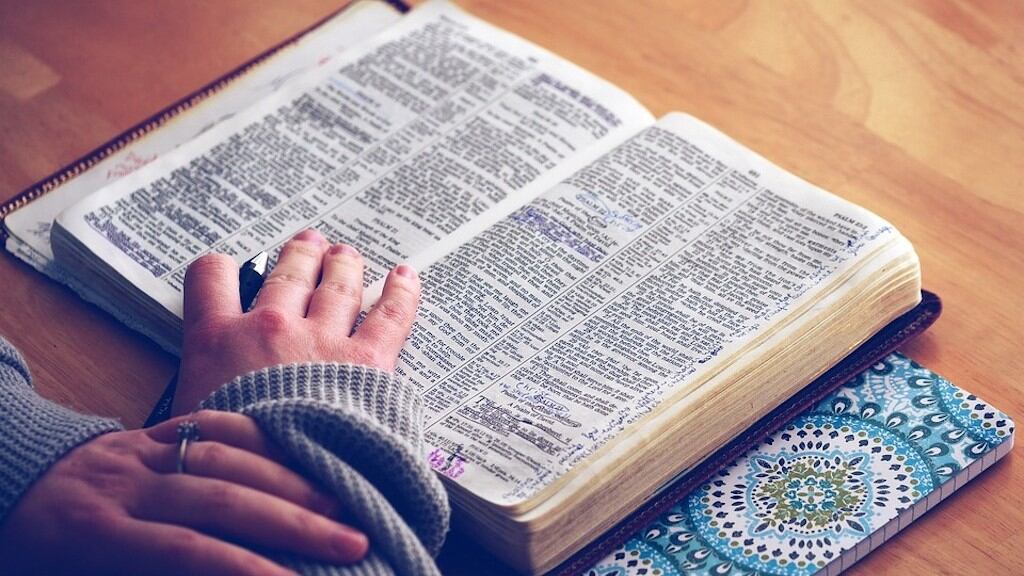 Biblia.