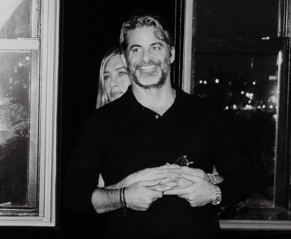 Jennifer Aniston confirma su noviazgo con Jim Curtis