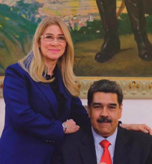 Cilia Flores junto a su esposo Nicolás Maduro
