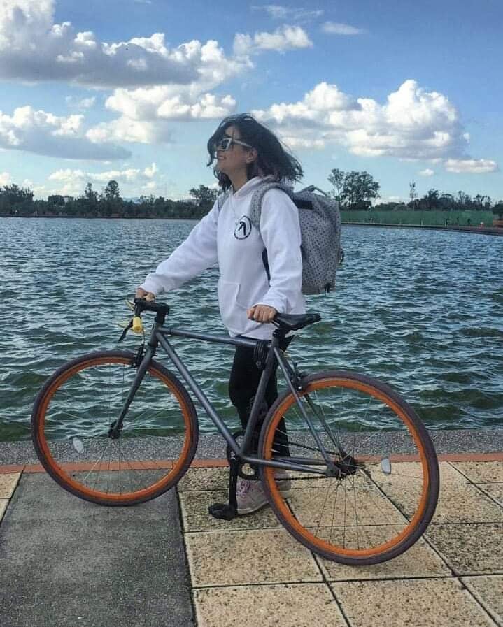 A Edna le gustaba andar en bici