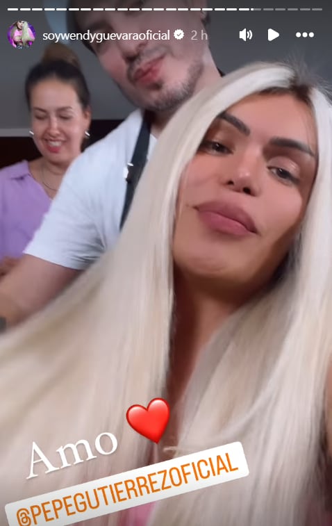 Wendy Guevara se cambia las extensiones y luce más rubia que nunca