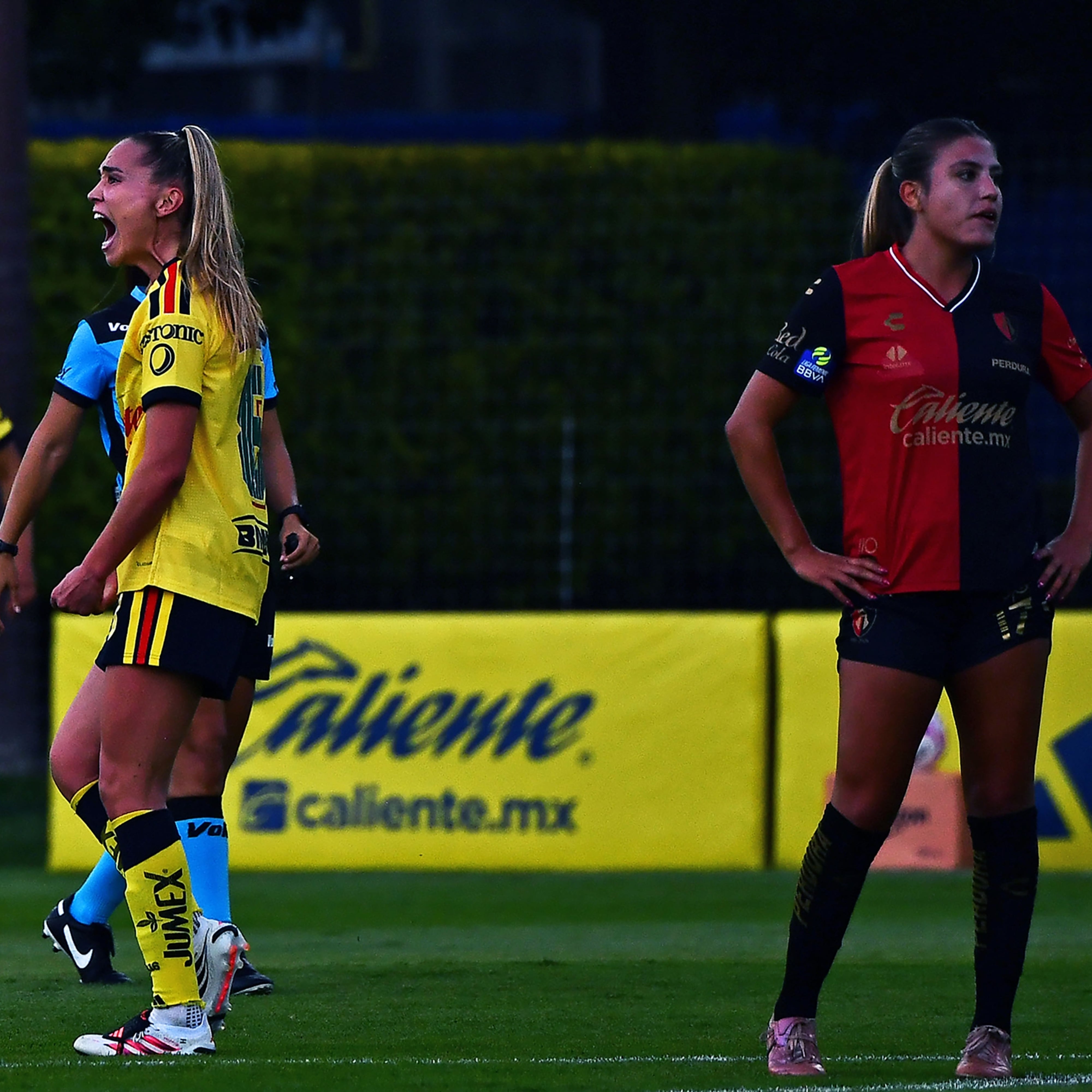 América Femenil saca el empate ante Atlas y se queda con el liderato del Grupo B