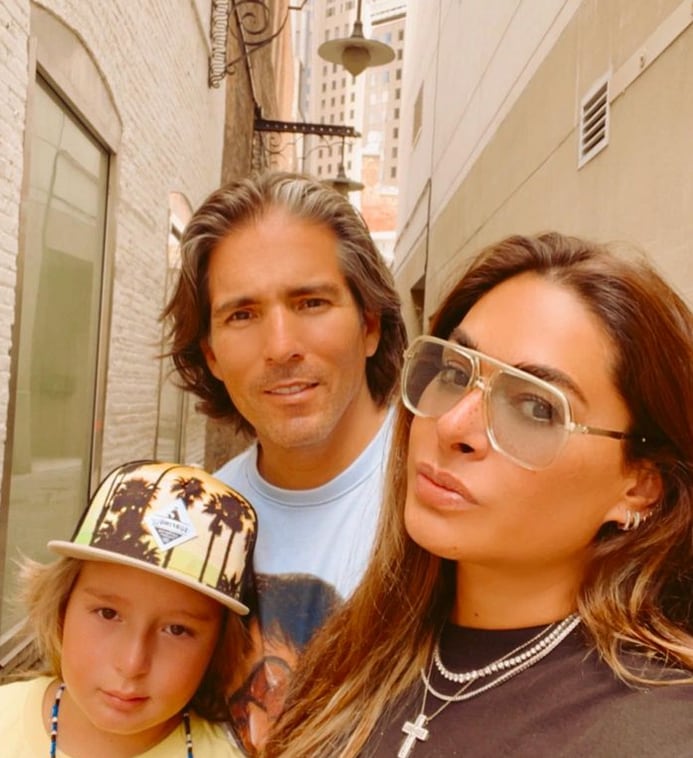 Galilea Montijo, Fernando Reina Iglesias y su hijo Mateo.