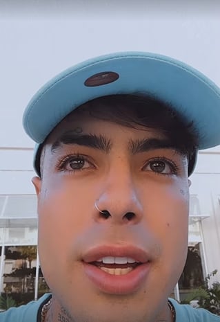 Naim Darrechi dice que hay video del golpe y de las amenazas de Yeri Mua con cuchillo