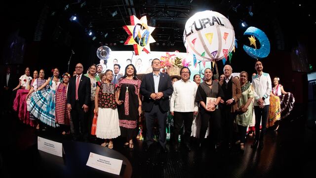 Diego Sinhue Rodríguez presenta invitados del Cervantino