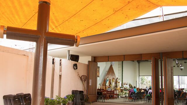 Aspectos de la Iglesia Cristo Salvador en Tlalpan, donde Leonardo Avendaño y su presunto homicida se conocieron.