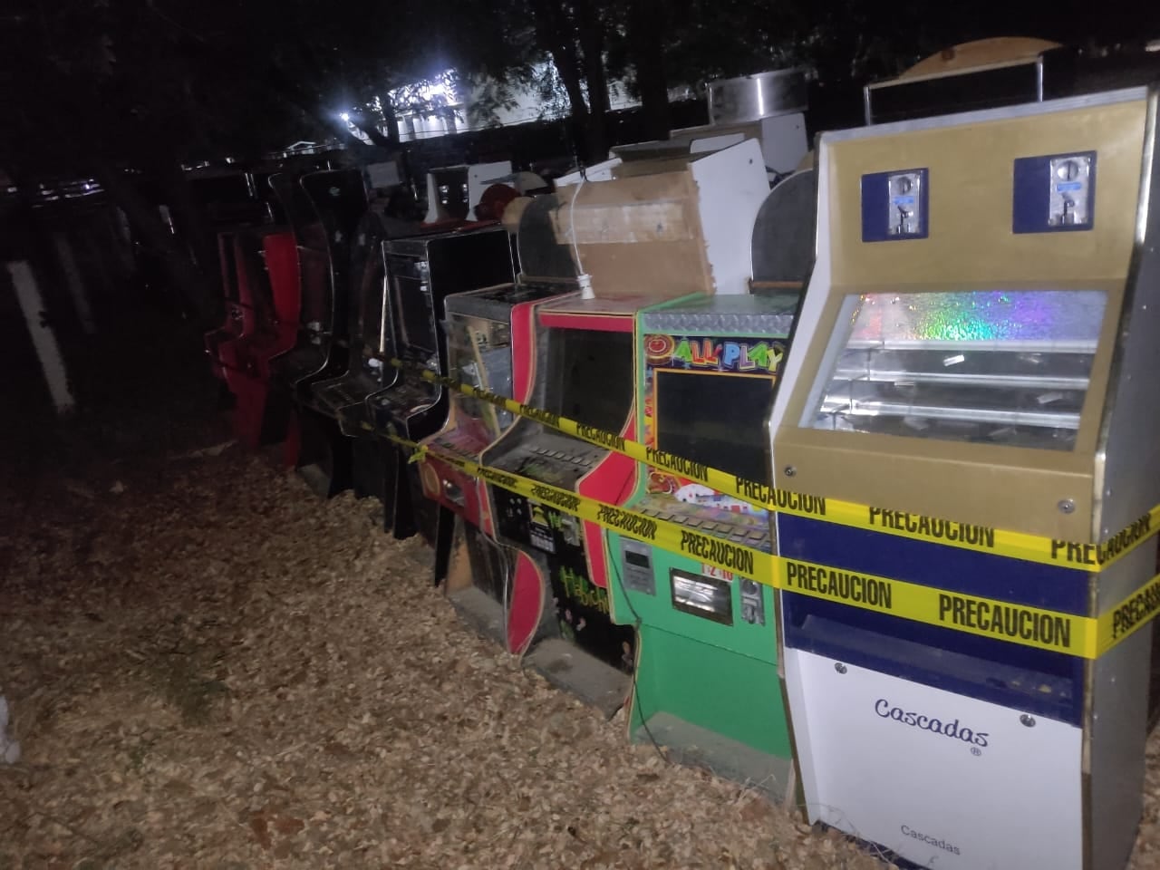 Aseguran maquinas tragamonedas en negocios clandestinos de Culiacán