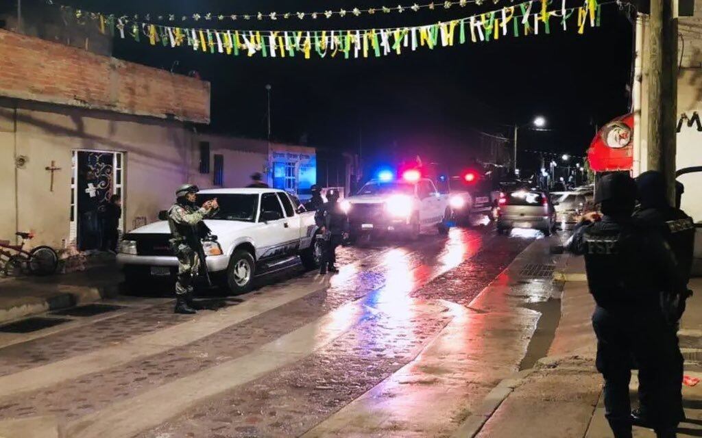 Operativo tras encontrar a los jóvenes asesinados en Celaya