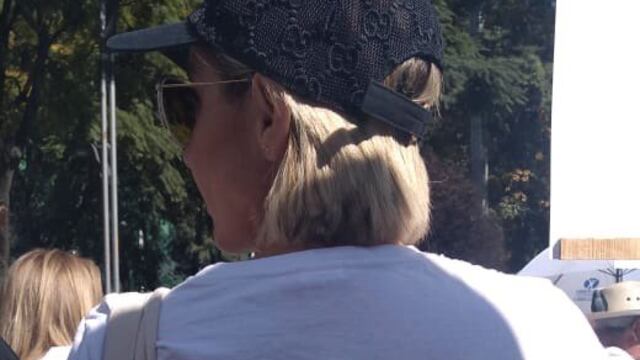 La playera fue mostrada en la marcha anti AMLO