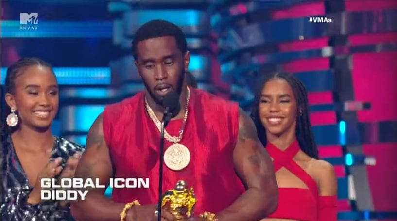 Le entregan a Sean “Diddy” Combs el Premio Ícono Global