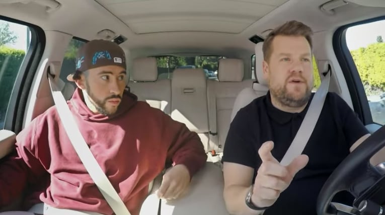 Bad Bunny revela a James Corden porqué se llama así