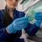 Empresas sancionadas por colusión en sector Salud seguirían recibiendo contratos públicos en 2025