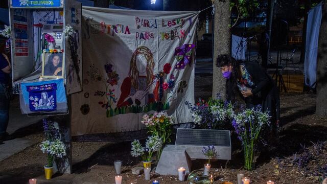 Acto de memoria por feminicidio de Lesvy