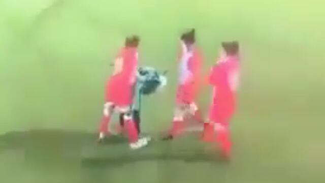 Jugadora pierde su hiyab