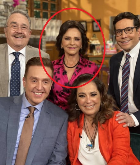 Pati Chapoy con vestido de Carolina Herrera.