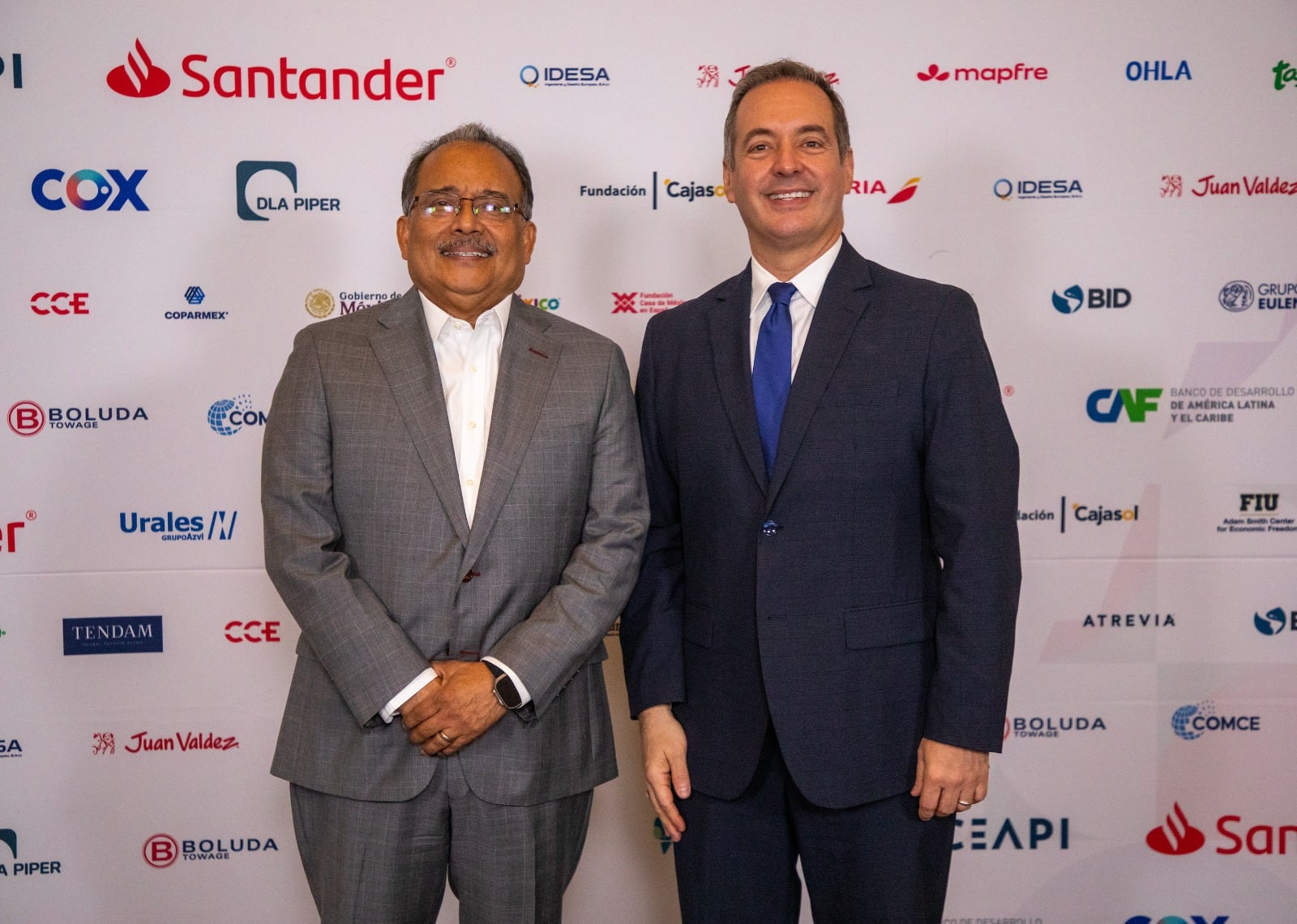 Andrés Mijes destaca 4T Norteña ante empresarios internacionales.