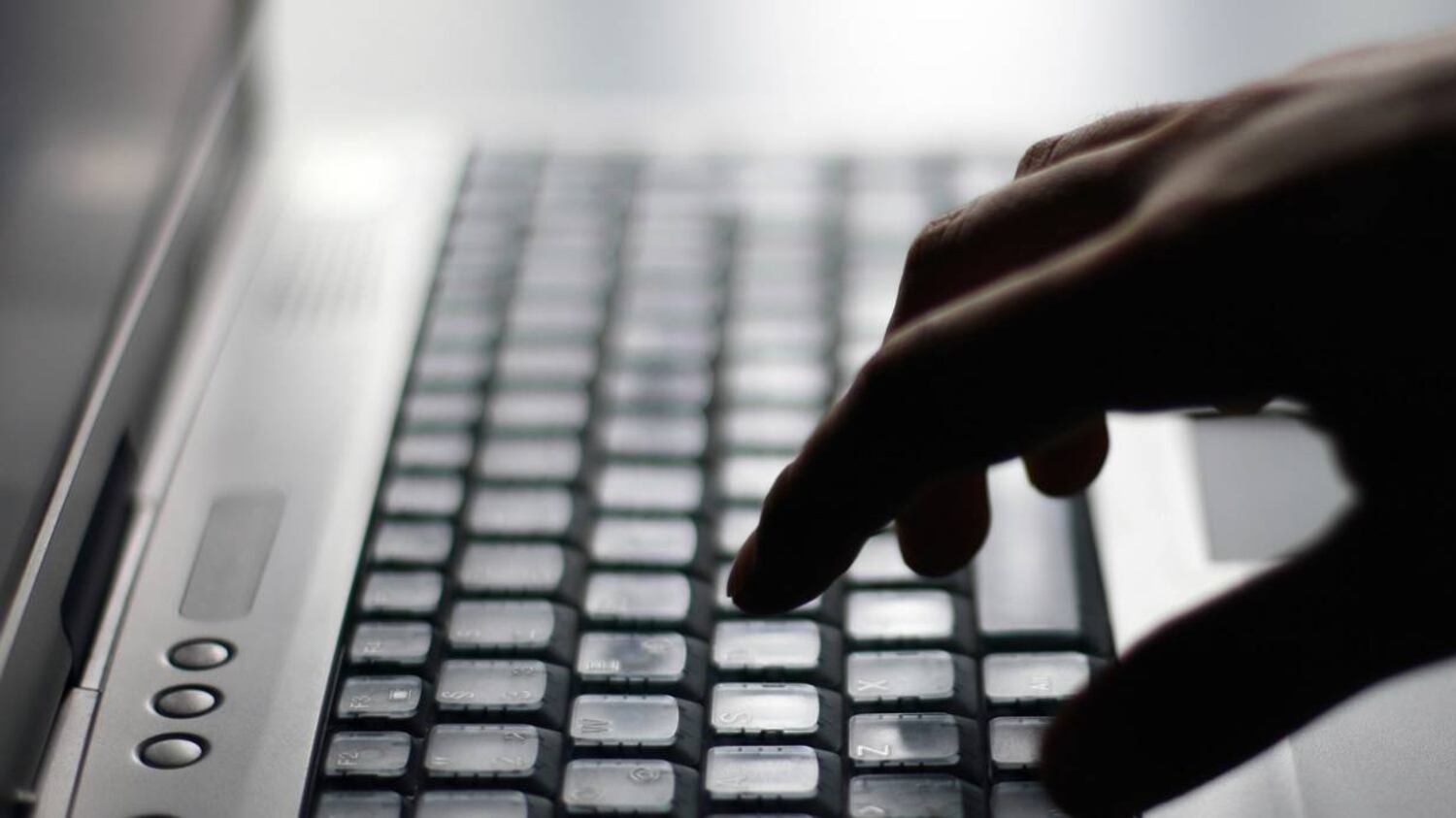 Falsifican portal de multas de tránsito de CDMX; alertan por nueva modalidad de fraude