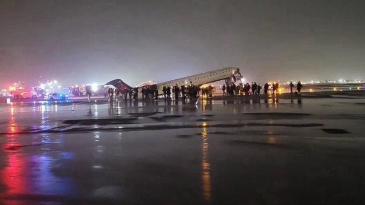 Así fue el choque de avión de Air Canada en LaGuardia