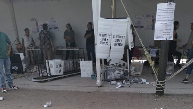 Destrucción de una casilla en San Juan del Río