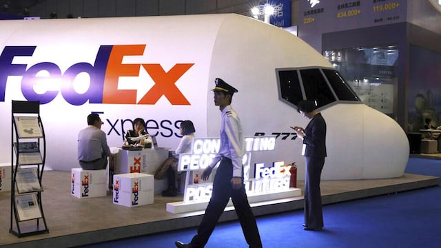 China abre investigación contra FedEx.