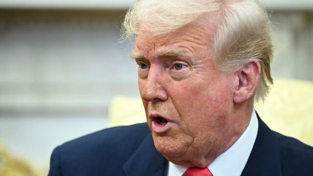 Donald Trump va por mega aranceles contra Europa