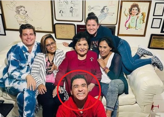 Carmen Salinas con Jorge Nieto en su cumpleaños.