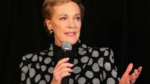 Julie Andrews confirma su retiro del cine a los 90 años