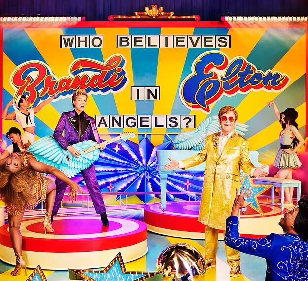 Elton John anuncia el lanzamiento de su nuevo álbum en abril