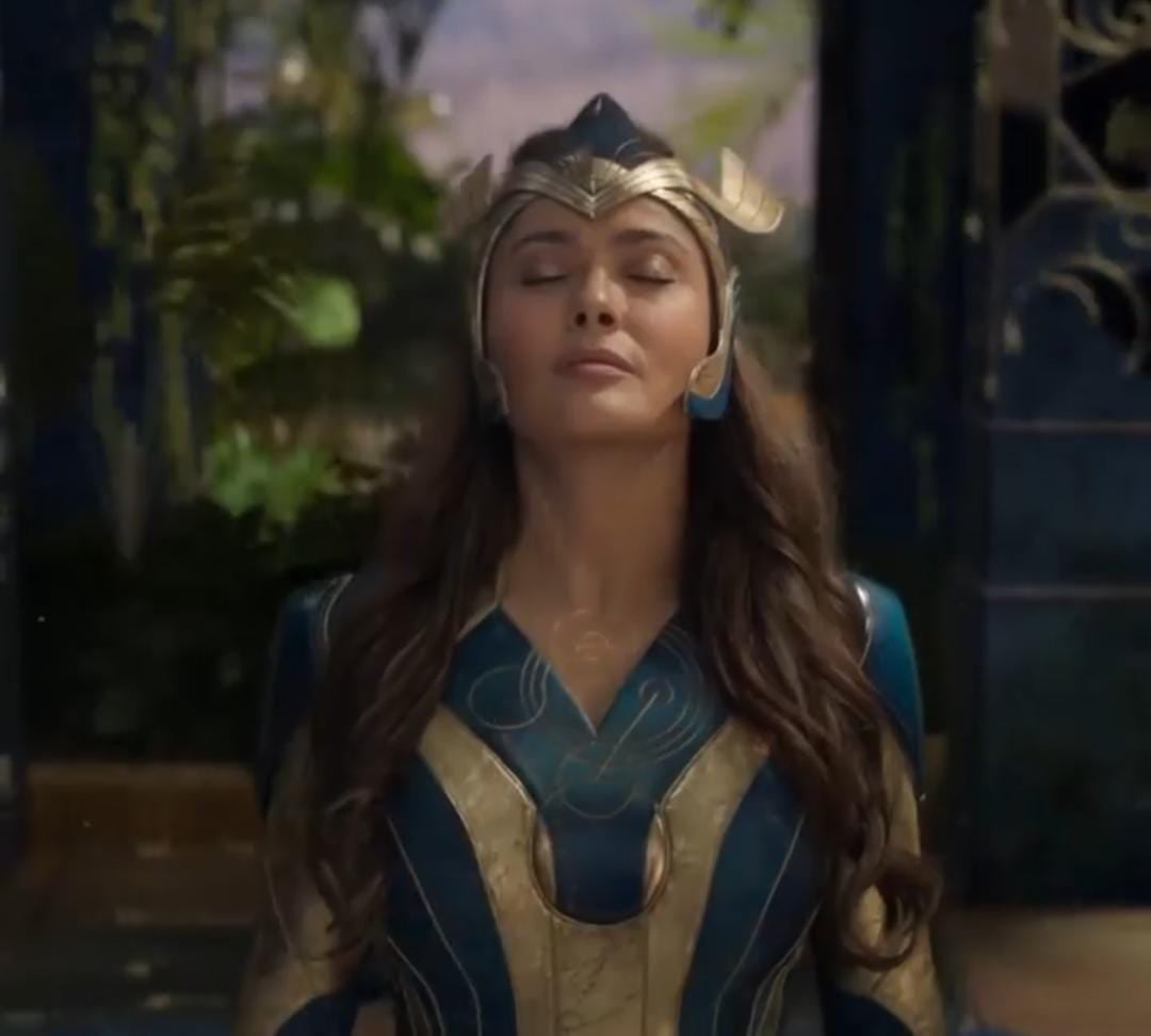 @salmahayek/Instagram