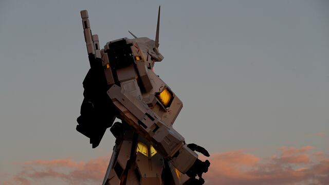 Robot gigante Gundam en Tokio