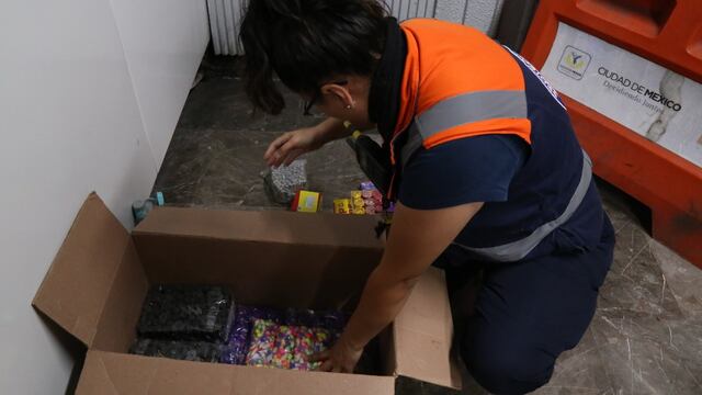 Decomisan increíble cantidad de pirotecnia en varias estaciones del Metro CDMX