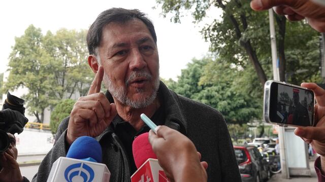 Gerardo Fernández Noroña durante su llegada al CEN de Morena