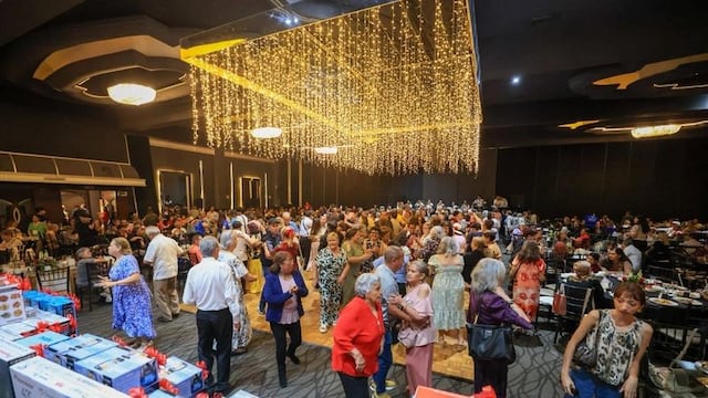 DIF Monterrey celebra a madres y padres de las Casas Club de Adultos Mayores.