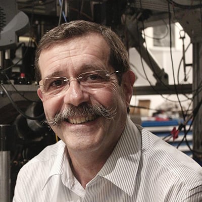 Alain Aspect, físico experimental ganador del Premio Nobel de Física