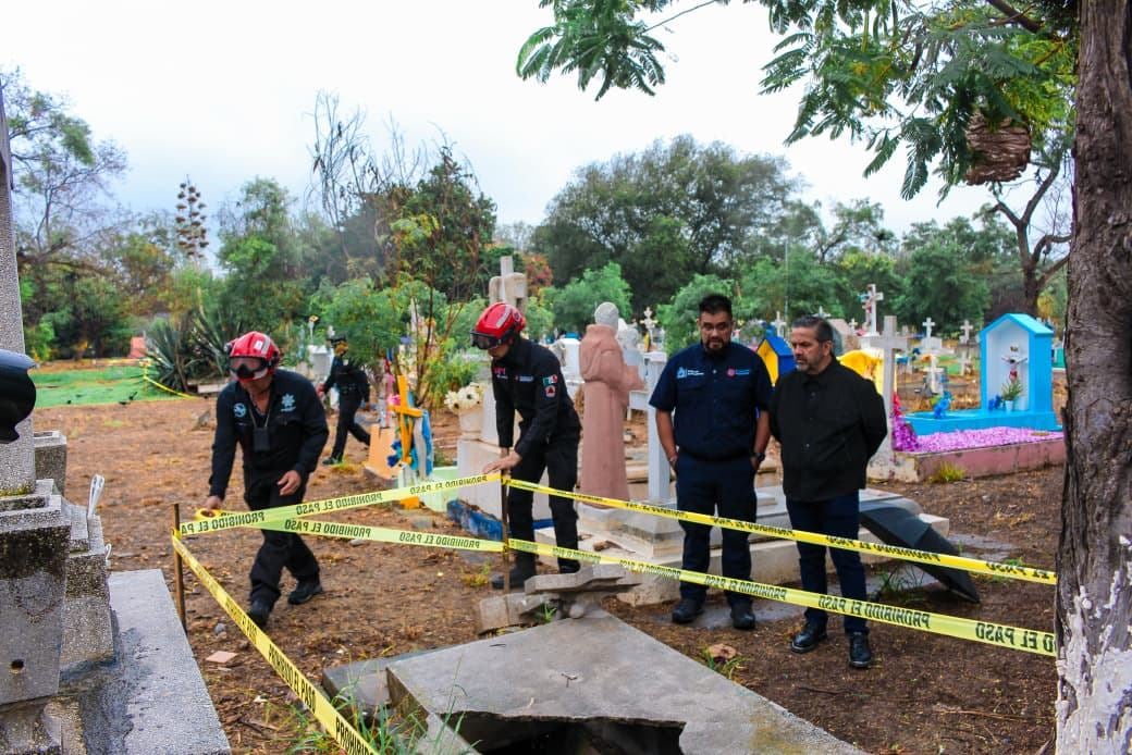 Monterrey se prepara para recibir visitantes en panteones