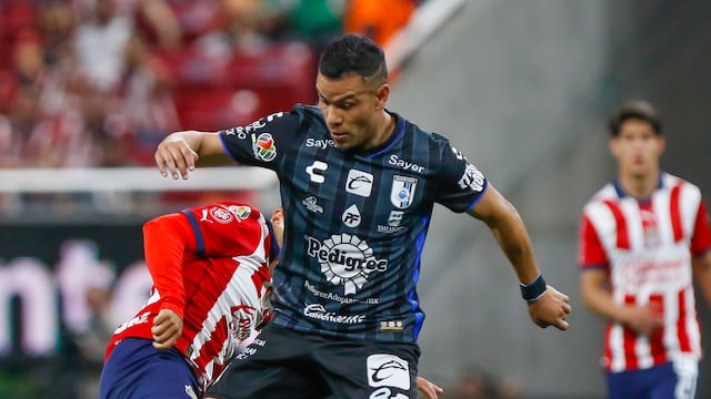 Revientan al Club Querétaro por su nuevo jersey